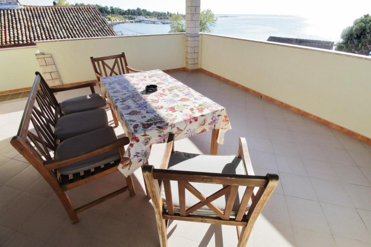 Apartments Zambratija With Sea View Exterior photo