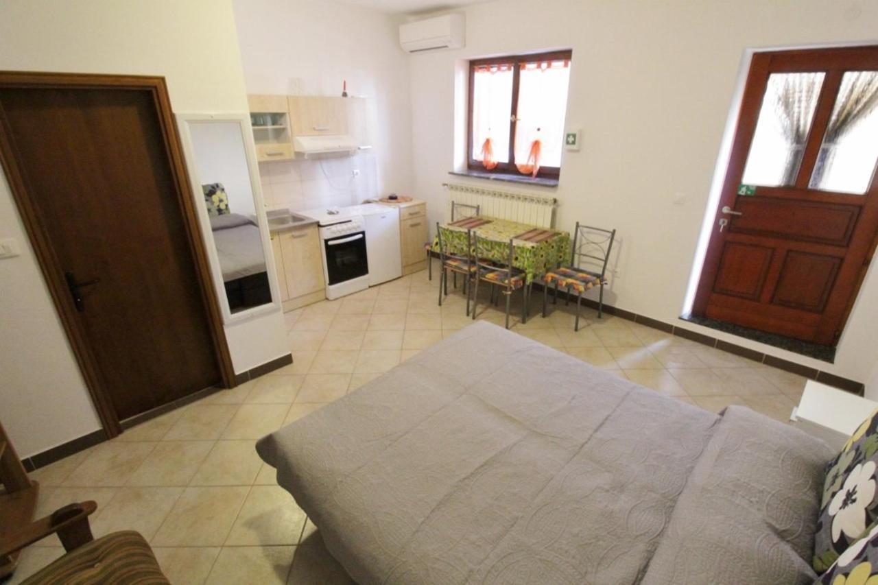 Apartments Zambratija With Sea View Exterior photo
