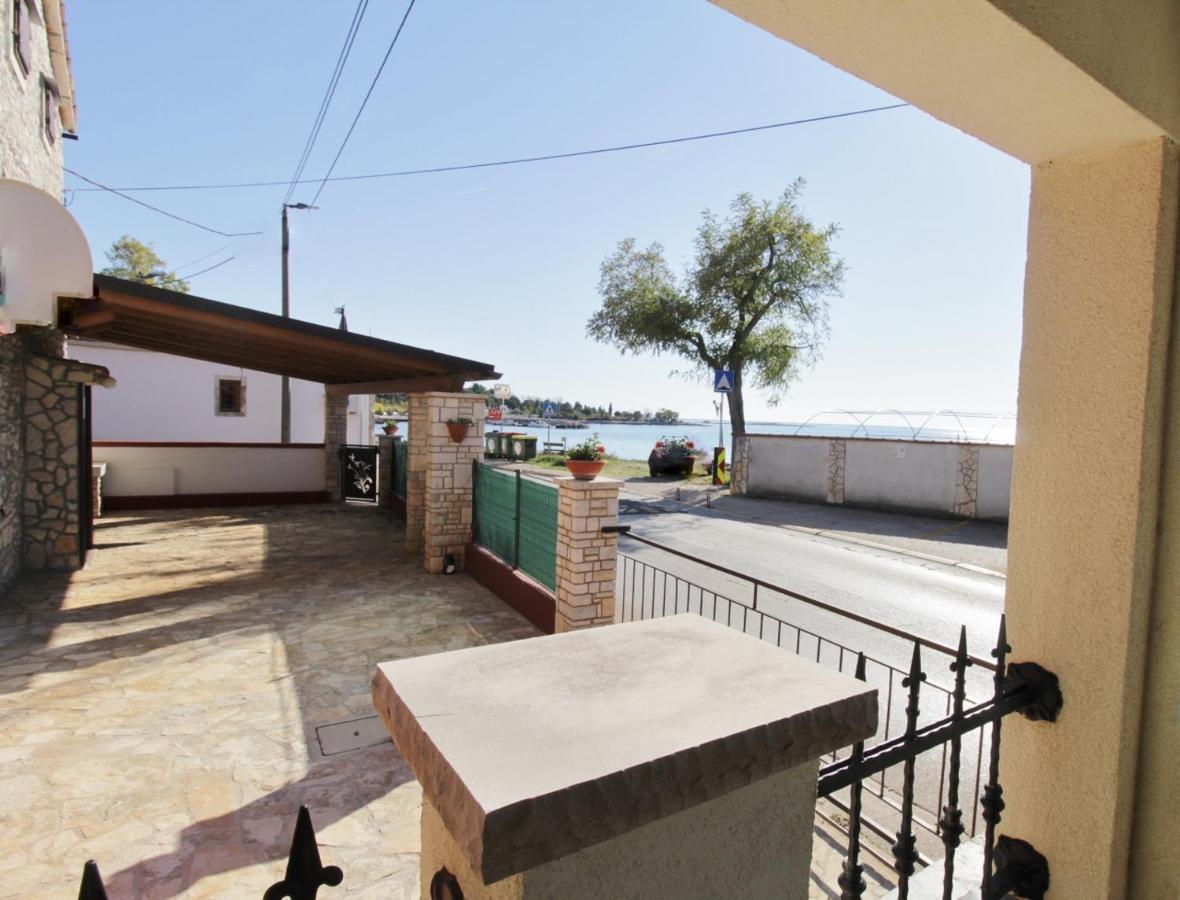 Apartments Zambratija With Sea View Exterior photo
