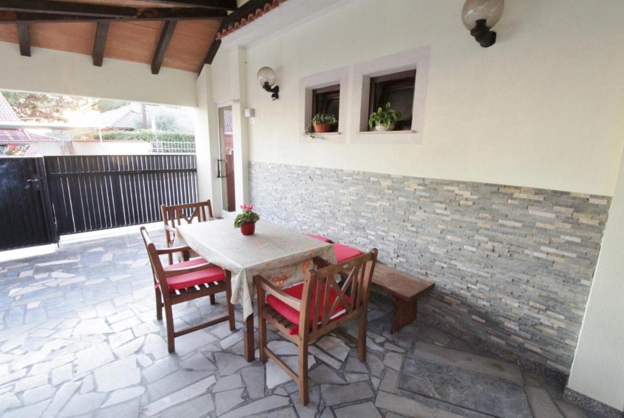 Apartments Zambratija With Sea View Exterior photo